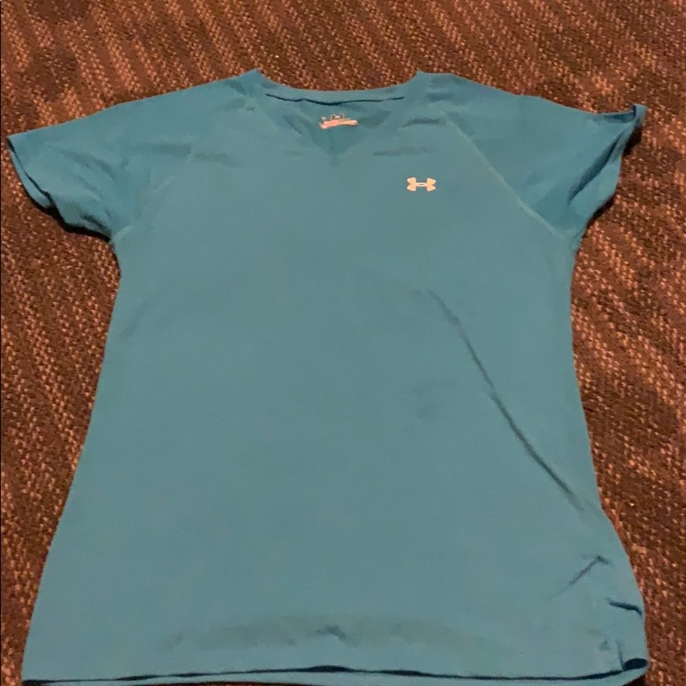 UA T SHIRT